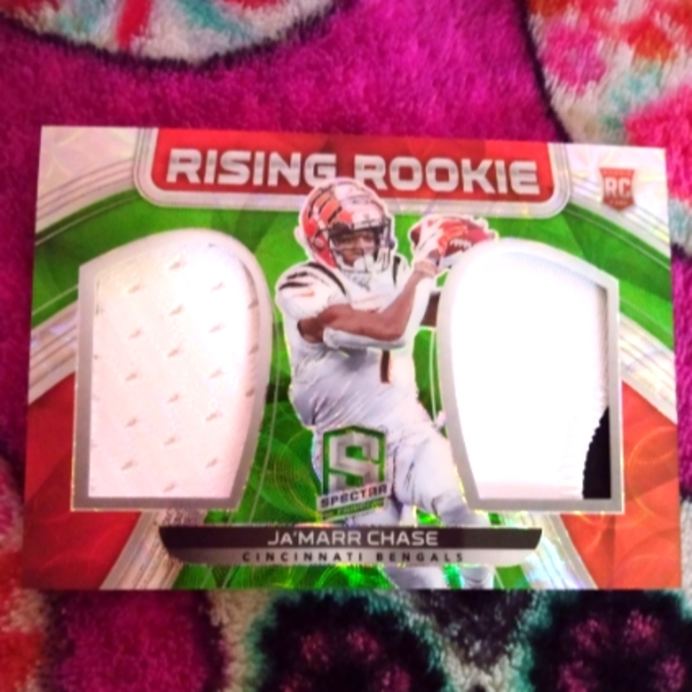 Smart chase super raree rising star  swirl cracked I e just 35 these made prizm